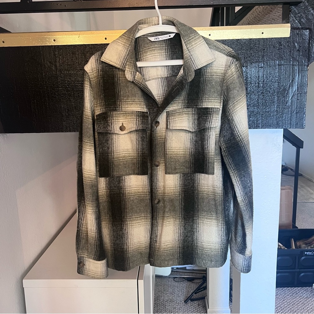 Zara Plaid shirt Jacket Overshirt in Black and Cream